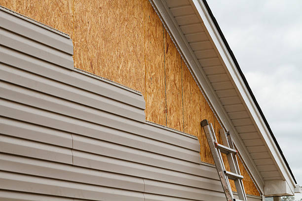 Professional Fiber Cement Siding technician working in Spencer, NC